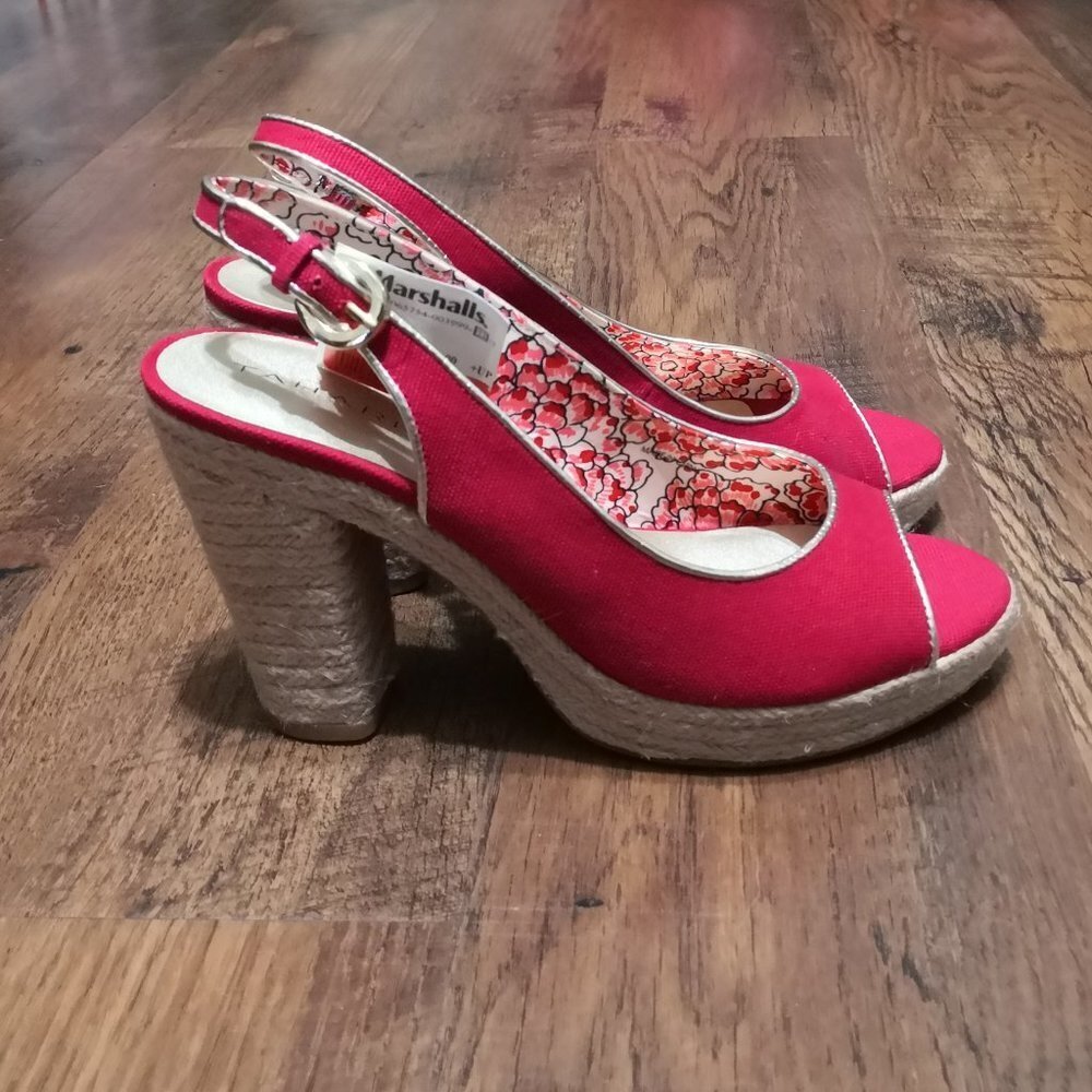 Brand New BARB Canvas Slingback Platform Pump Heel Sandal Red Size 8